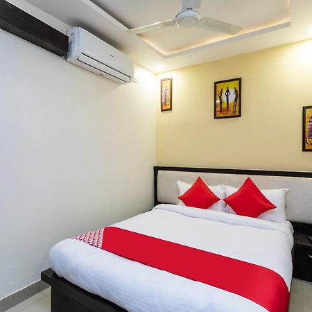 Spot On Hotel Trishla 博帕尔 外观 照片