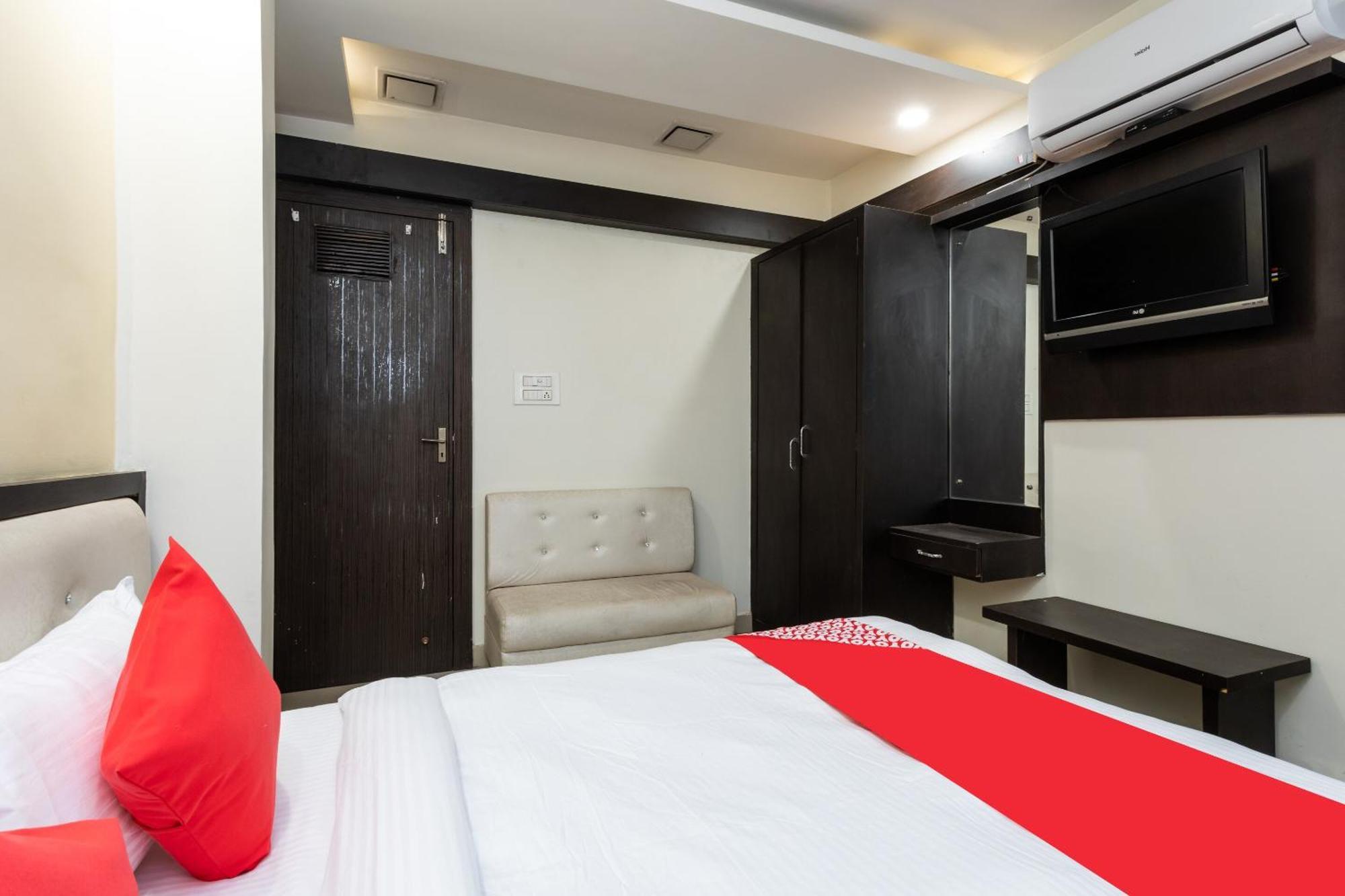 Spot On Hotel Trishla 博帕尔 外观 照片