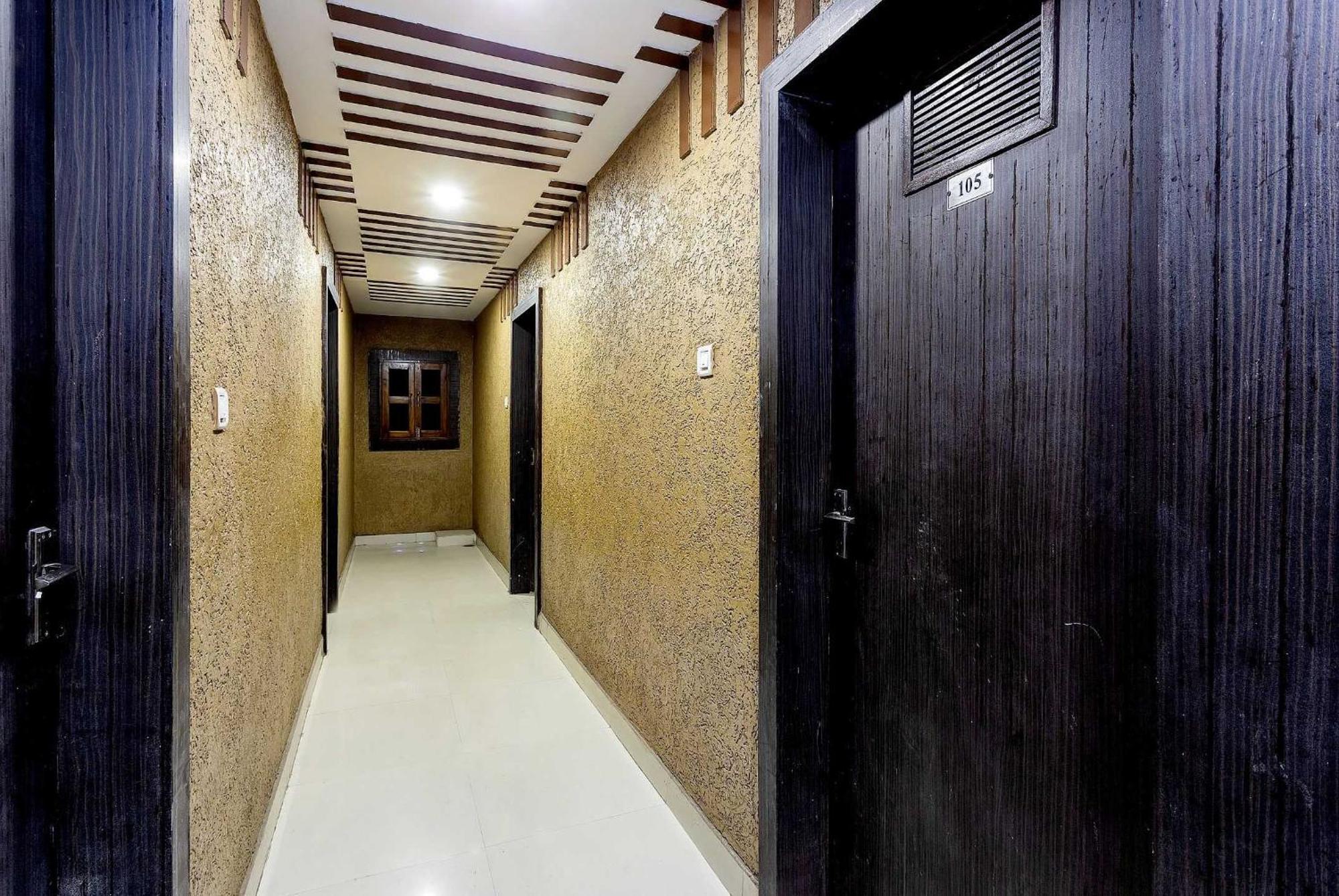 Spot On Hotel Trishla 博帕尔 外观 照片